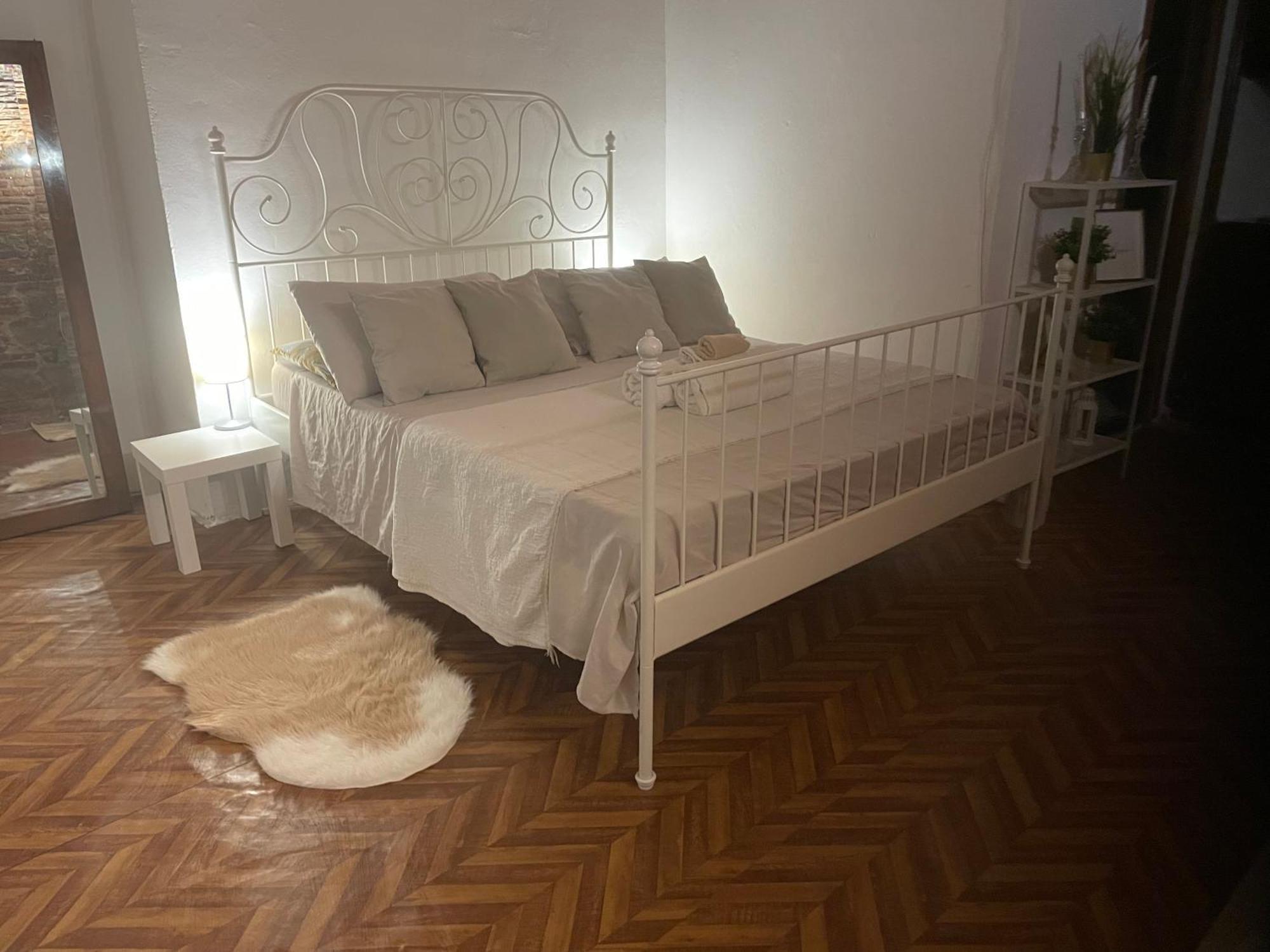 Flo Bed & Breakfast Флоренция Екстериор снимка